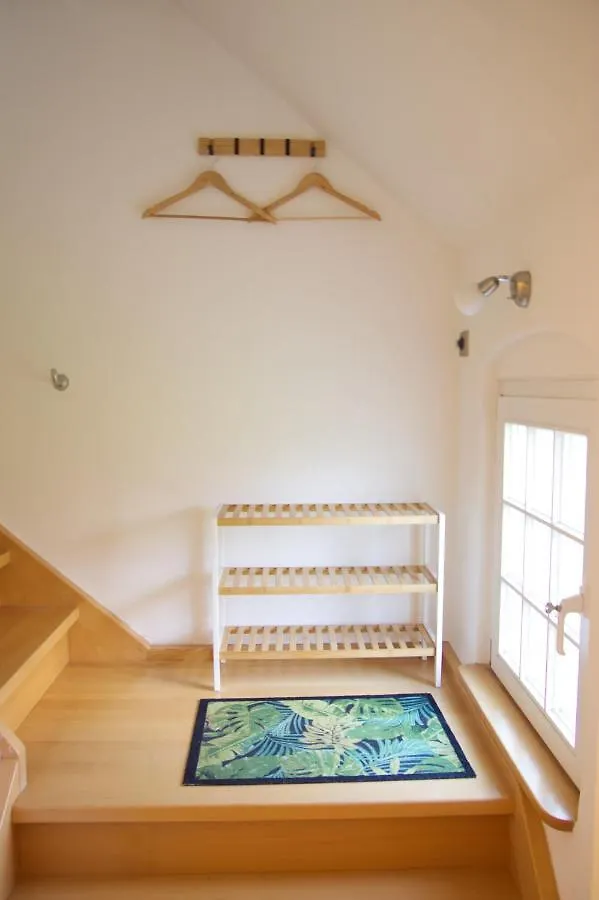 Apartment Traumzeit Mit Balkon In Vorstadtvilla Dresden 0*,