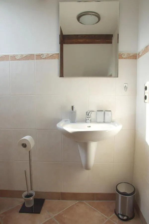 Apartment Traumzeit Mit Balkon In Vorstadtvilla Dresden 0*,  Germany