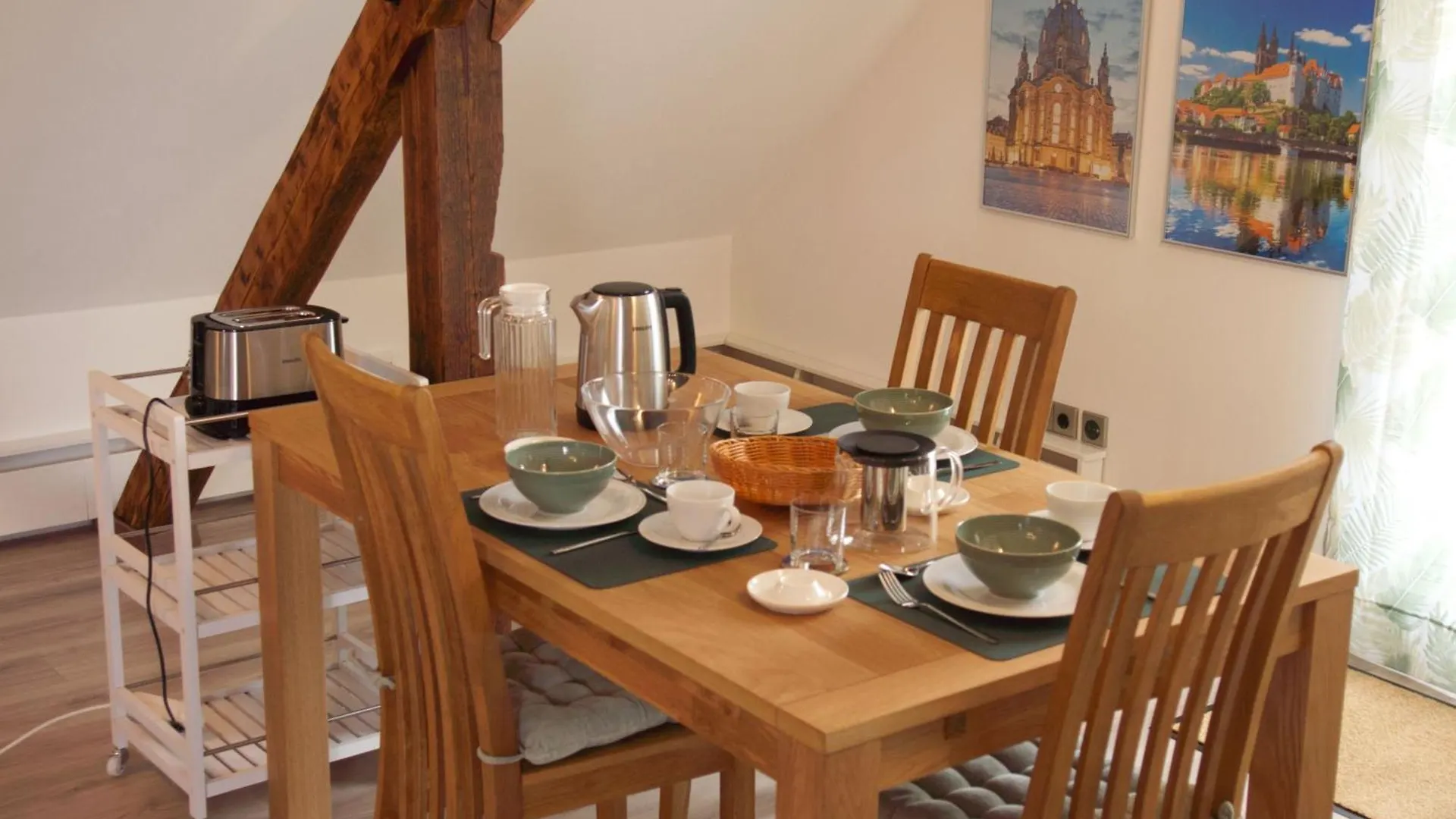 Apartment Traumzeit Mit Balkon In Vorstadtvilla Dresden Germany